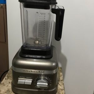Kitchen aid blender